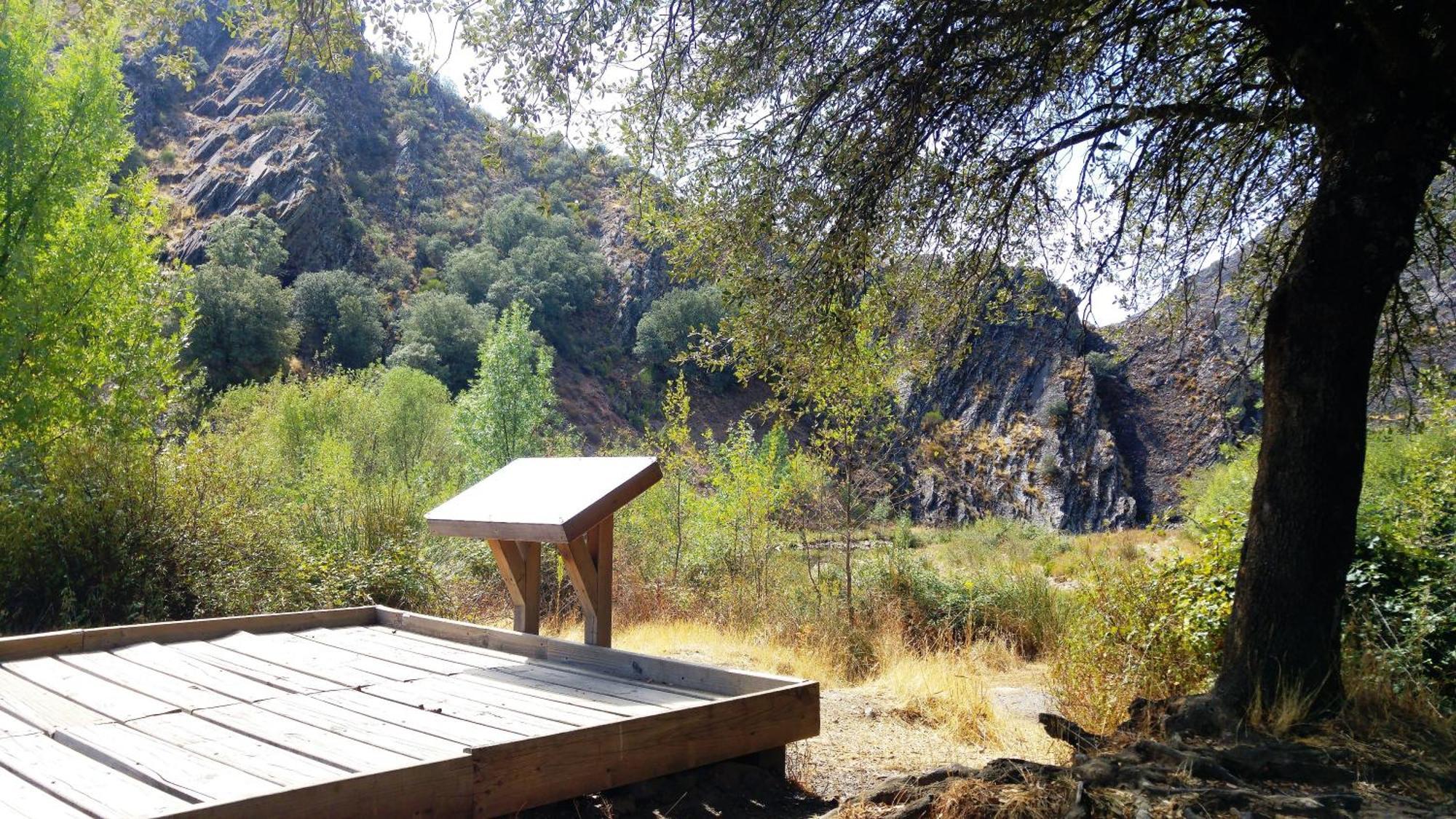 Casa Con Piscina En Parque Nacional De Cabaneros Navas de Estena Exteriör bild